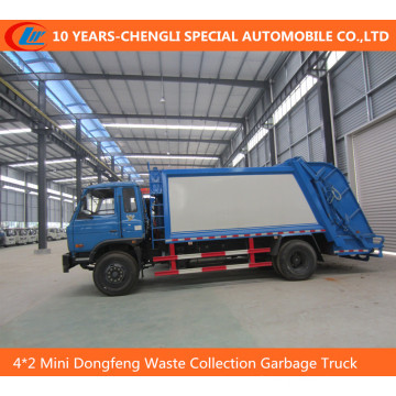 4 * 2 mini camion à ordures de collecte des déchets de Dongfeng, camion à ordures comprimé